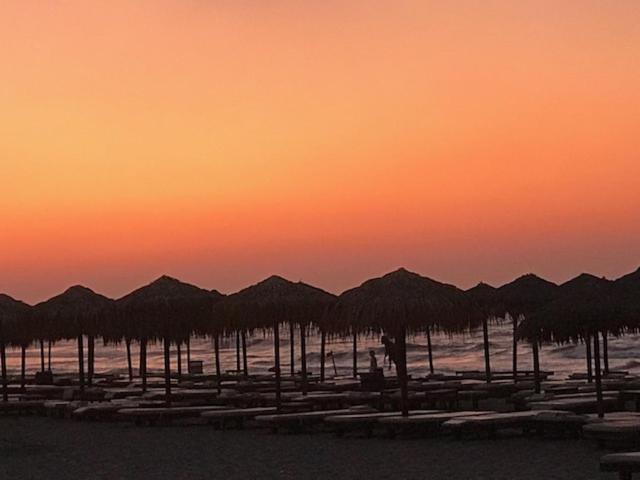 Mikes On The Beach خيرسونِسوس المظهر الخارجي الصورة