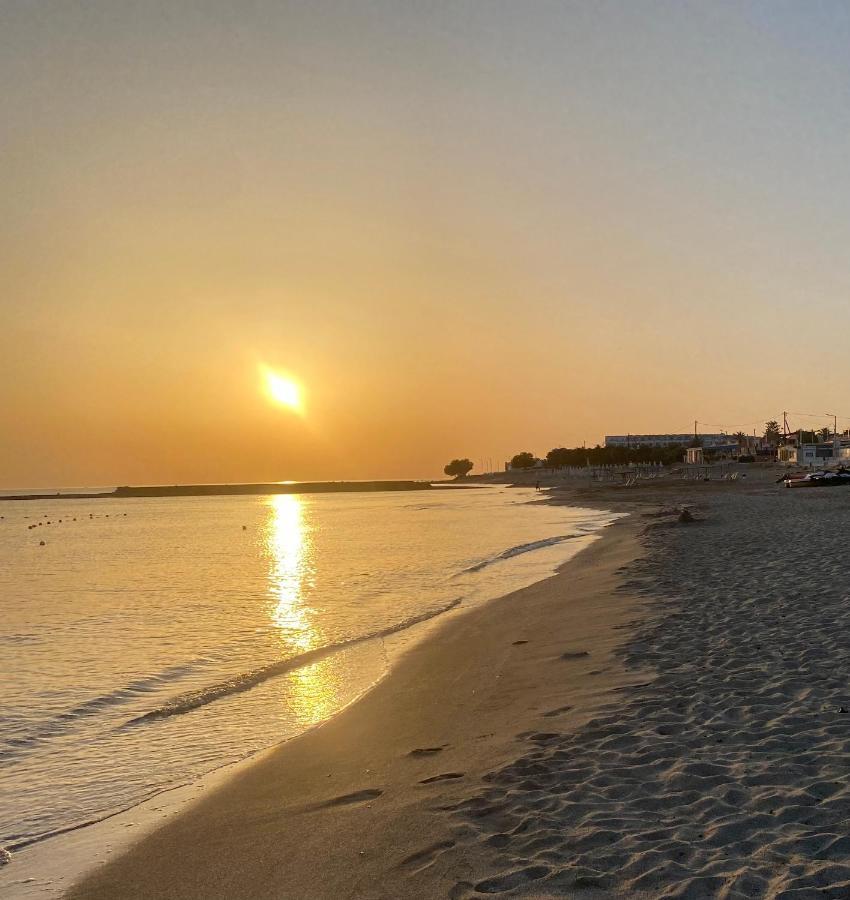 Mikes On The Beach خيرسونِسوس المظهر الخارجي الصورة