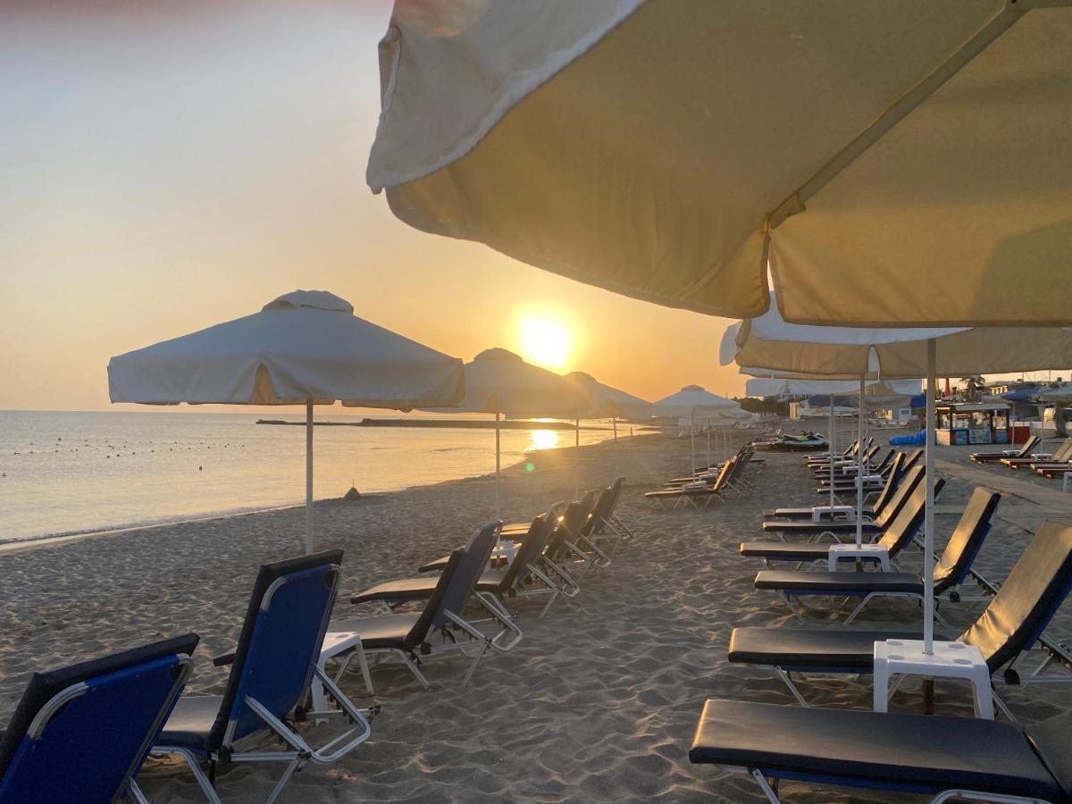 Mikes On The Beach خيرسونِسوس المظهر الخارجي الصورة